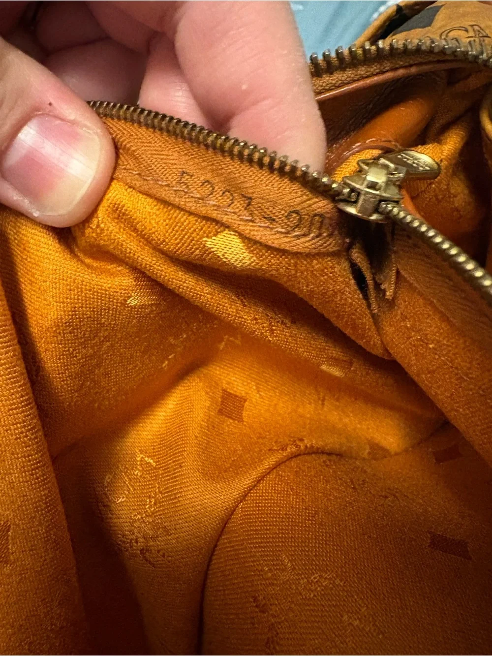 MCM Boston Bag / Top-Handle Boston Satchel in Cognac with COA